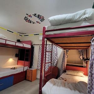Hotel Hanuman Ghat On Lake Pichola